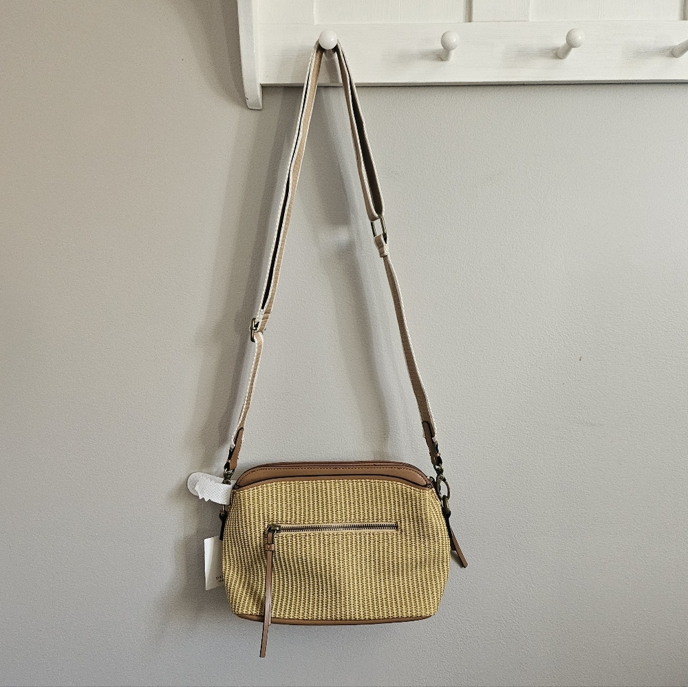 Denver Hayes Crossbody Zip Bag Tan Woven Raffia Print Adjustable Strap Brand New